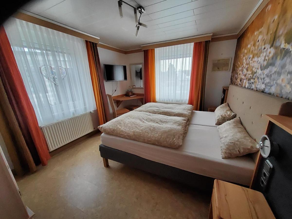 B & B Gaestehaus Schmidt Lichtenberg  Buitenkant foto