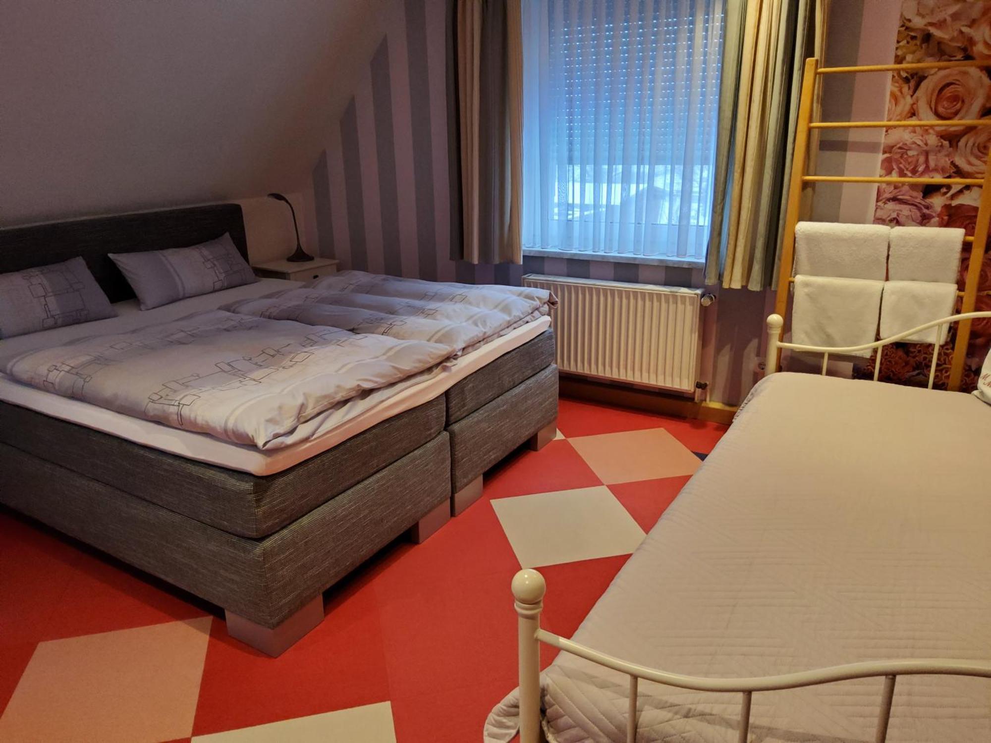 B & B Gaestehaus Schmidt Lichtenberg  Buitenkant foto